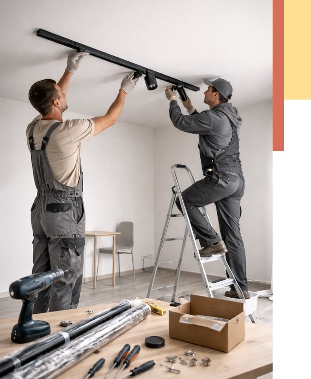 Установка трековых светильников в натяжной потолок в Сасово от 4244 руб. | ОТДЕЛОЧНИК-Ссв